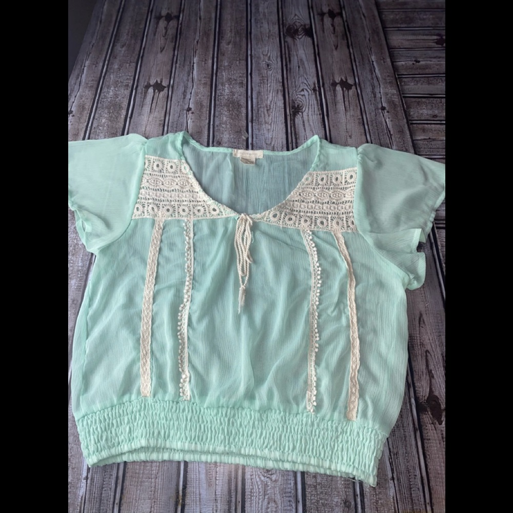 Pretty good Anthropology women’s bohemian style top